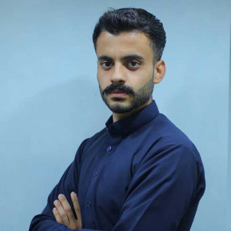 Profile photo of agent فرزاد آژ