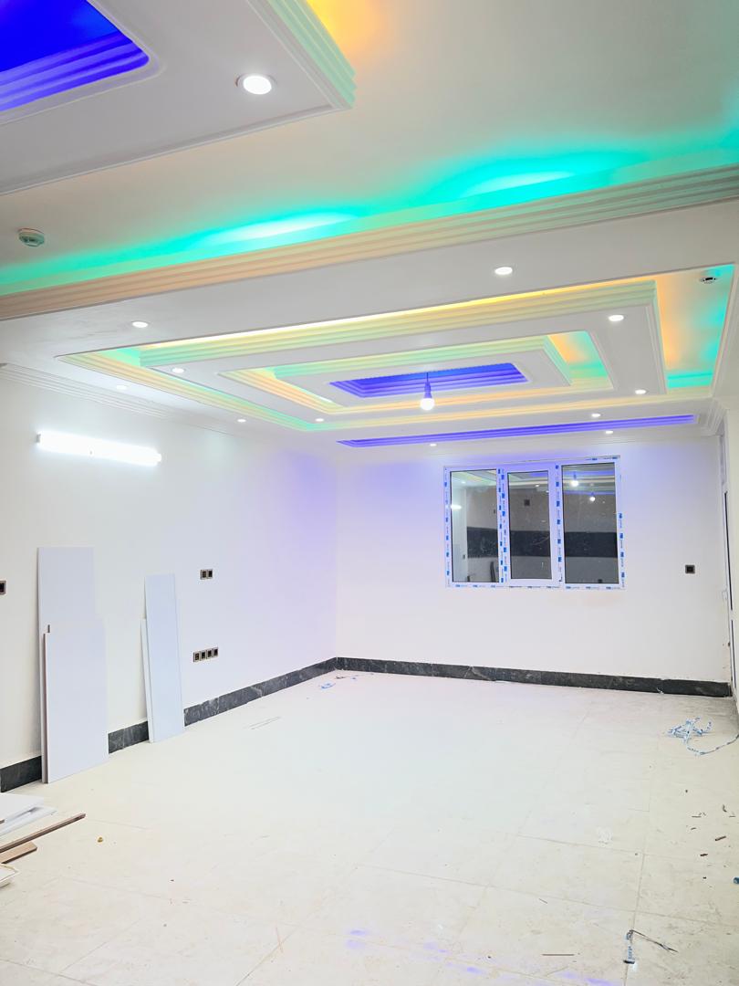 WhatsApp Image 2025-12-31 at 10.48.05(1)