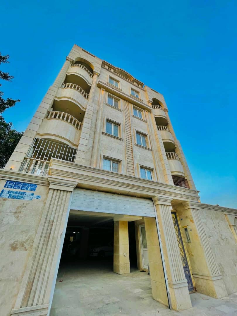 e21fb772-8a8b-4844-9b87-6fac56e9520b